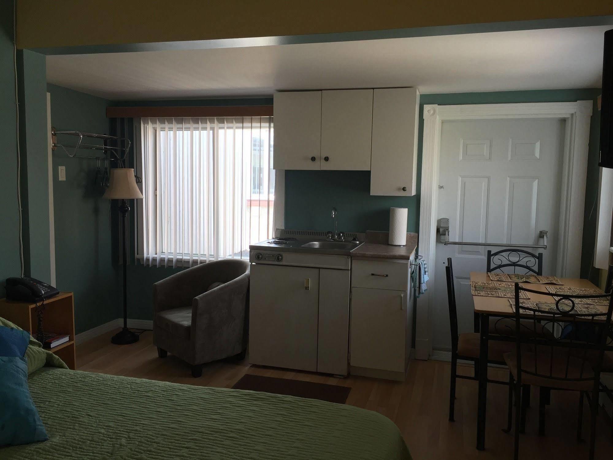 Auberge Familiale La Veranda Trois-Rivières Zewnętrze zdjęcie